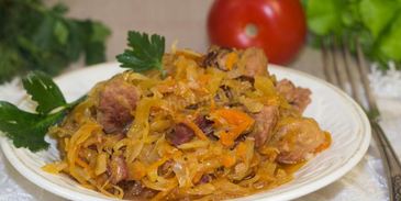 солянка из квашеной капусты с мясом