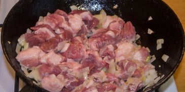 солянка из квашеной капусты с мясом