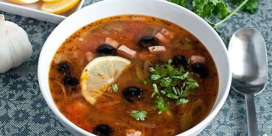 Рецепт солянки по-домашнему с колбасой