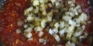 солянка по-домашнему с колбасой