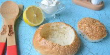 солянка с копченостями в хлебе