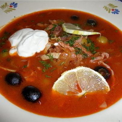 Солянка с мясом и картошкой