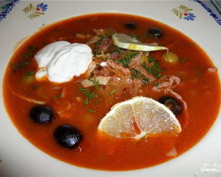 Солянка с мясом и картошкой