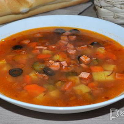 Солянка с тушенкой