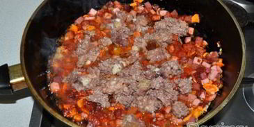 солянка с тушенкой