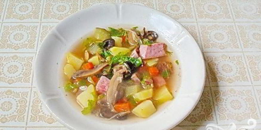 Рецепт солянки с ветчиной и грудинкой