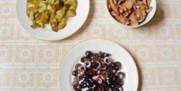 солянка с ветчиной и грудинкой