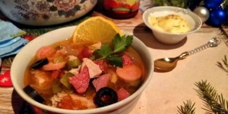 Рецепт солянки сборной мясной по-домашнему