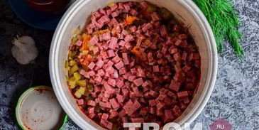 солянка в мультиварке