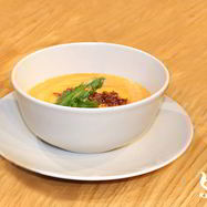 Рецепт Супа из печеного перца с пудрой из бекона