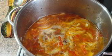 суп из темной фасоли