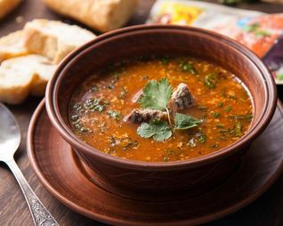 Харчо из говядины с грецкими орехами