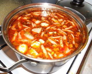 Харчо из копченой свинины с морковкой