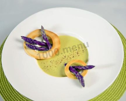 Французский суп-пюре из спаржи по-аржантейски