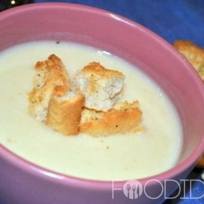 Сливочный суп-пюре из сельдерея