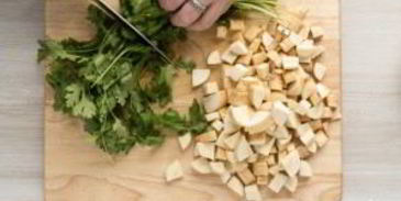 суп-пюре из горошка и нута