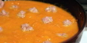 суп-пюре из моркови с фрикадельками