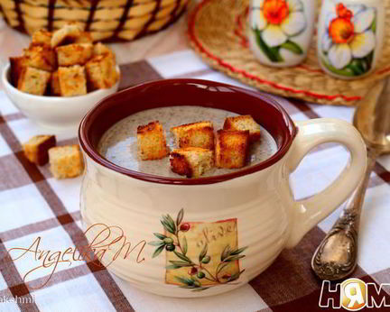 Суп-пюре из шампиньонов