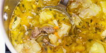 суп-пюре с куриной печенкой и цуккини