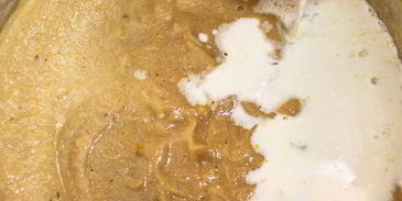 суп-пюре с куриной печенкой и цуккини