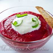 Рецепт Свекольного супа-пюре со сметаной и крутонами