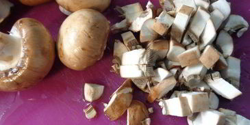 тыквенный суп-пюре с грибами и перцем чили