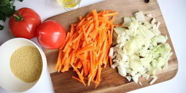 суп с форелью и помидорами-гриль