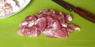 классический горячий свекольник с мясом