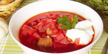 классический горячий свекольник с мясом