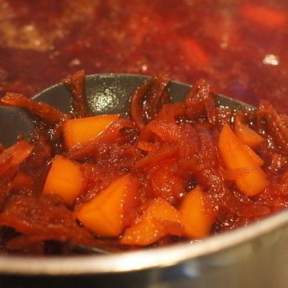 Свекольник горячий с мясом