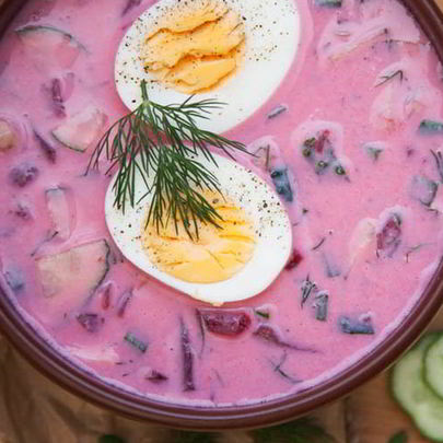 Свекольник курицей, кинзой и хреном