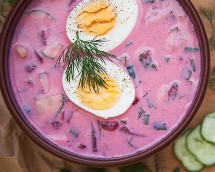 Свекольник курицей, кинзой и хреном