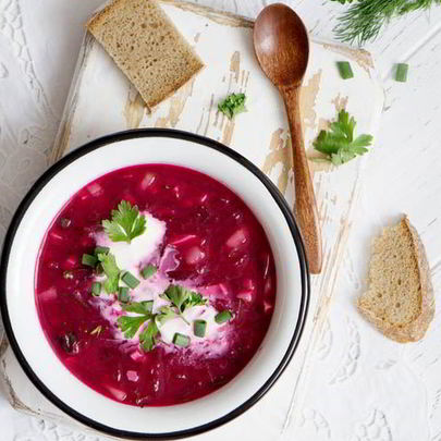 Свекольник с фасолью и прованскими травами
