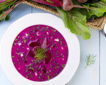 Свекольник с сельдереем, ботвой и зеленым салатом