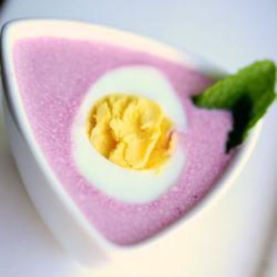 Свекольник с яйцом