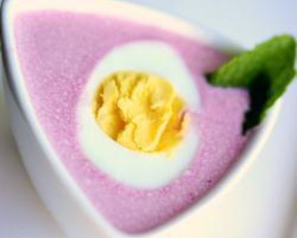 Свекольник с яйцом