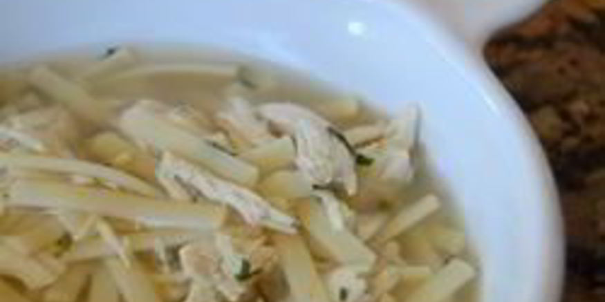 Рецепт сверхлегкого куриного супа с вермишелью