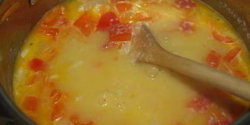 острый сырный суп с йогуртом