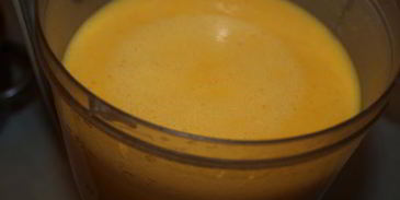 острый сырный суп с йогуртом