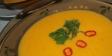 острый сырный суп с йогуртом