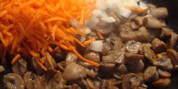 сливочно-сырный суп с шампиньонами