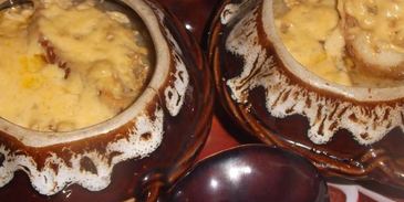 сырно-луковый суп с чесночными гренками