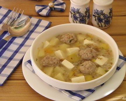 Сырный суп с фрикадельками