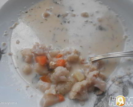 Сырный суп с грецким орехом