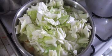 сырный суп с капустой курицей и плавленным сыром