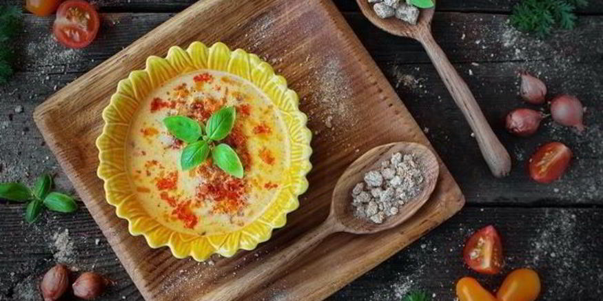 Рецепт сырного супа с хрустящими морковными отрубями