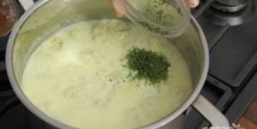 сырный суп с клецками