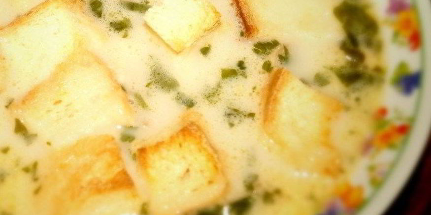 Рецепт сырного супа с курицей, шампиньонами и гренками