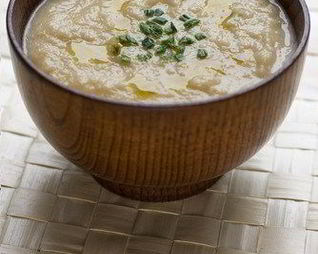 Сырный суп с сельдереем