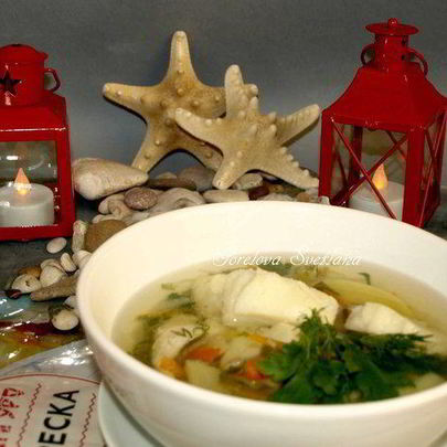 Хитрая уха на курином бульоне